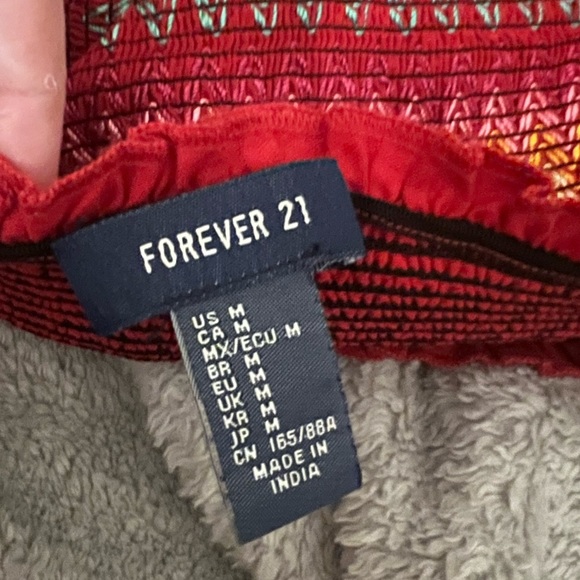 Tube top! Ruched and Ruffled - Picture 4 of 5